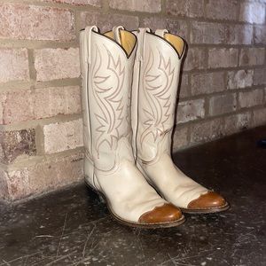 ACME White Cowgirl boots